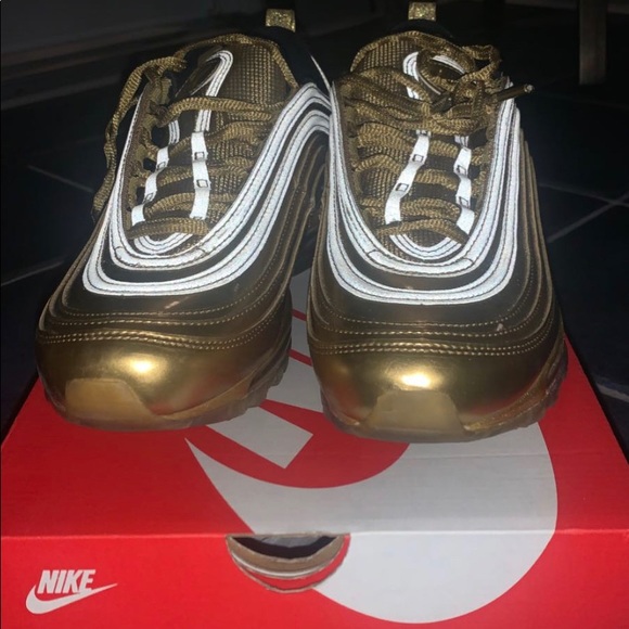 Gold Air Max 97 - Picture 2 of 5